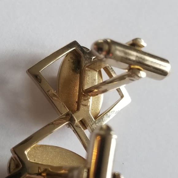 Vintage cufflinks by Dante pale gold tone metal green stone cabochons - Picture 11 of 14